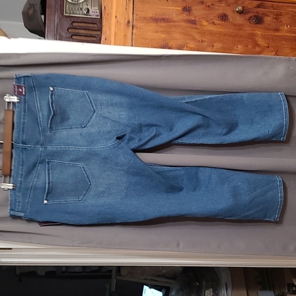 NWT Gloria Vanderbilt Jeans Sadie Slim Comfort Stretch Denim Womens Sz 20W Short - Picture 6 of 9